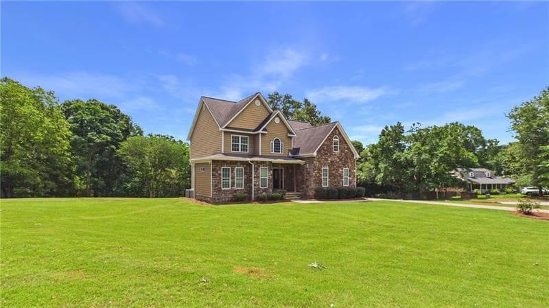 5 bedroom, 4 bathroom, 2,761 sq ft single family residence for sale at 450 E End Road, Covington, GA 30014 — photo 5