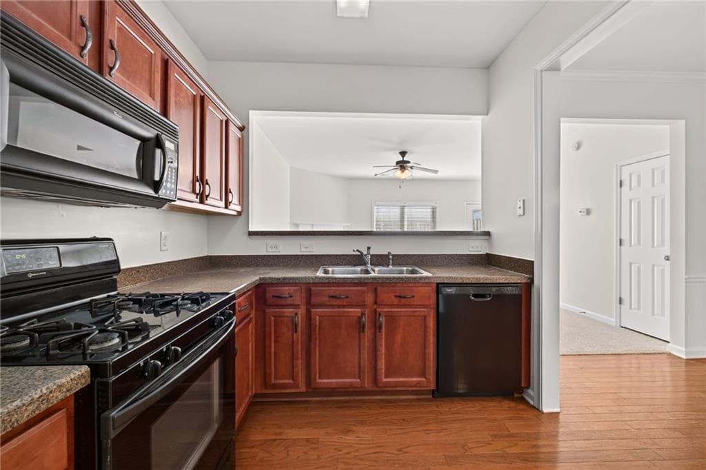 2 bedroom, 3 bathroom, 1,696 sq ft townhouse for sale at 1951 Durwood Lane, Duluth, GA 30096 — photo 7