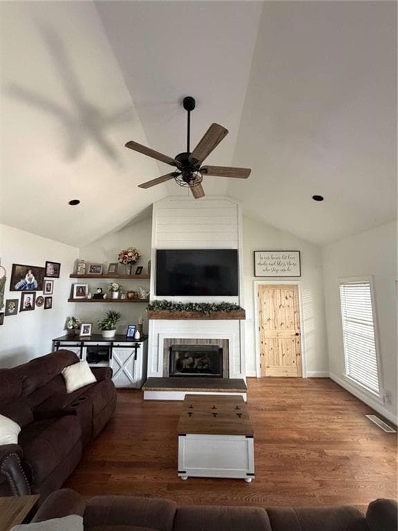 3 bedroom, 2 bathroom, 1,859 sq ft single family residence for sale at 107 Pine Ridge Court, Summerville, GA 30747 — photo 5
