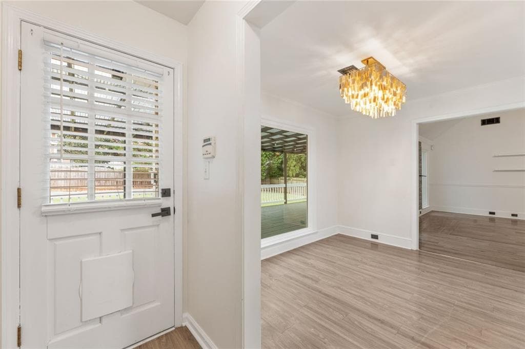 4 bedroom, 3 bathroom, 2,794 sq ft single family residence under contract at 850 Rose Crest Drive, Lawrenceville, GA 30044 — photo 8