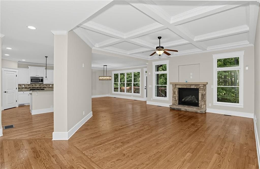 5 bedroom, 3 bathroom, 3,731 sq ft single family residence for sale at 6935 Concord Brook Lane, Cumming, GA 30028 — photo 7