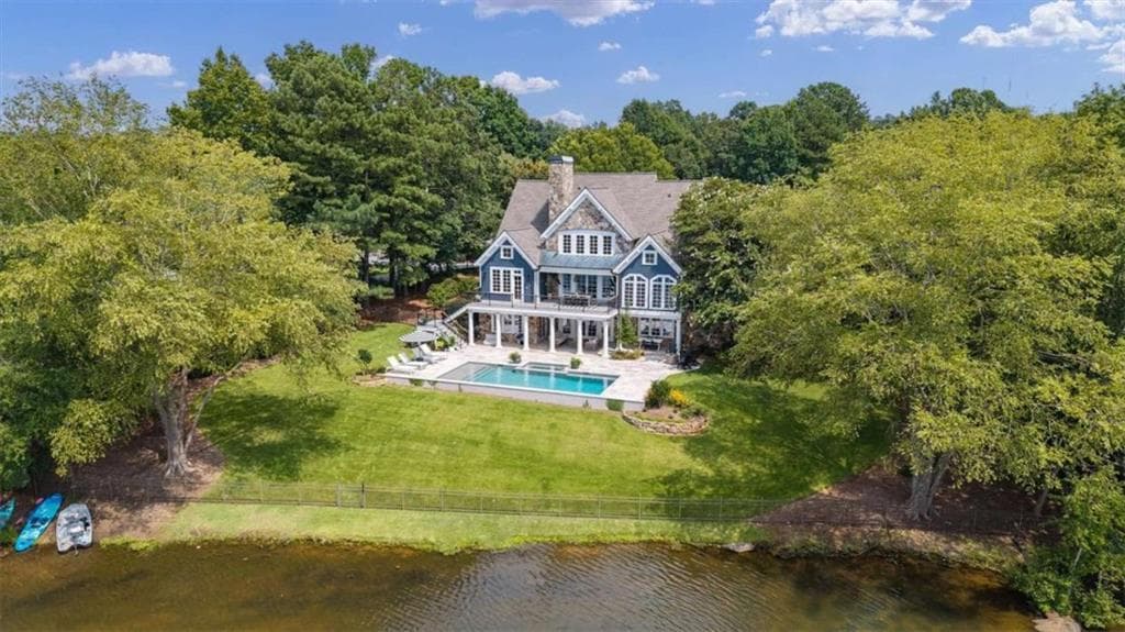 5 bedroom, 5 bathroom, 5,728 sq ft single family residence for sale at 108 Oakmont Court, Carrollton, GA 30116 — photo 4