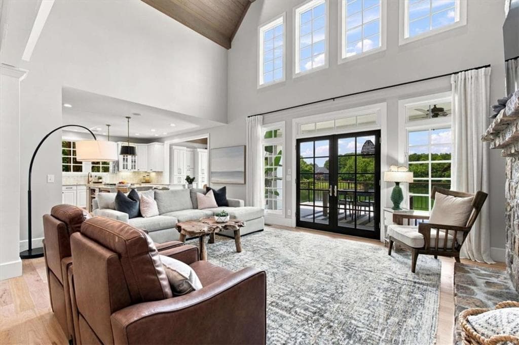5 bedroom, 5 bathroom, 5,728 sq ft single family residence for sale at 108 Oakmont Court, Carrollton, GA 30116 — photo 8