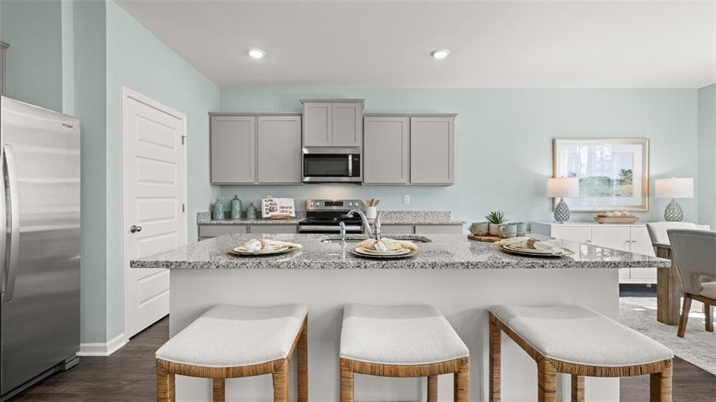 4 bedroom, 3 bathroom, 2,250 sq ft single family residence for sale at 200 Melrose Court Court, Jefferson, GA 30549 — photo 6