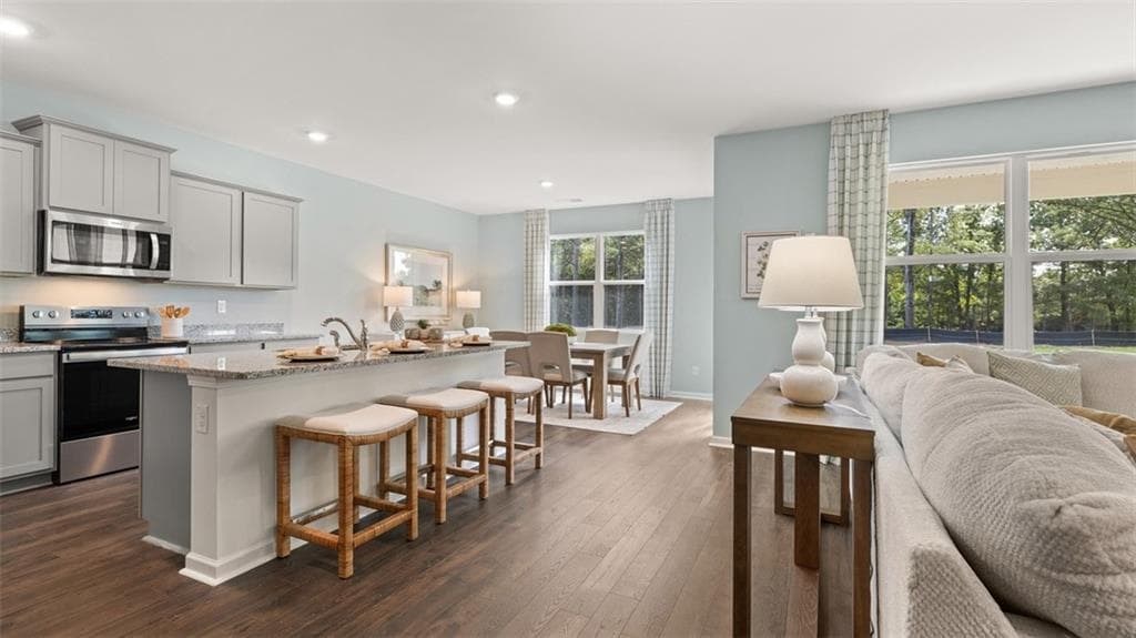 4 bedroom, 3 bathroom, 2,250 sq ft single family residence for sale at 200 Melrose Court Court, Jefferson, GA 30549 — photo 10