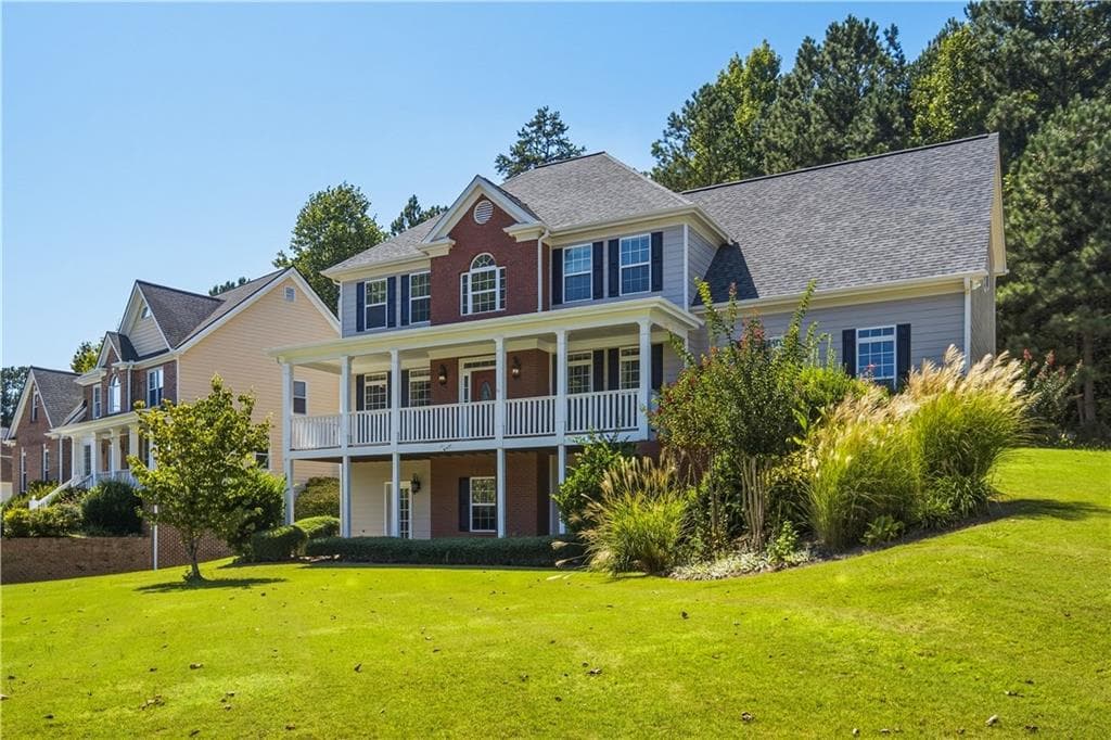 4 bedroom, 3 bathroom, 3,086 sq ft single family residence for sale at 3808 Bogan Creek Court, Buford, GA 30519 — photo 3