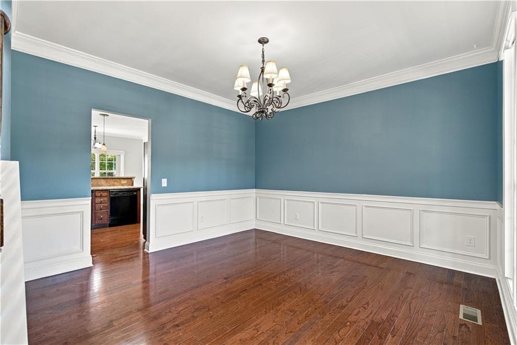 4 bedroom, 3 bathroom, 3,086 sq ft single family residence for sale at 3808 Bogan Creek Court, Buford, GA 30519 — photo 10