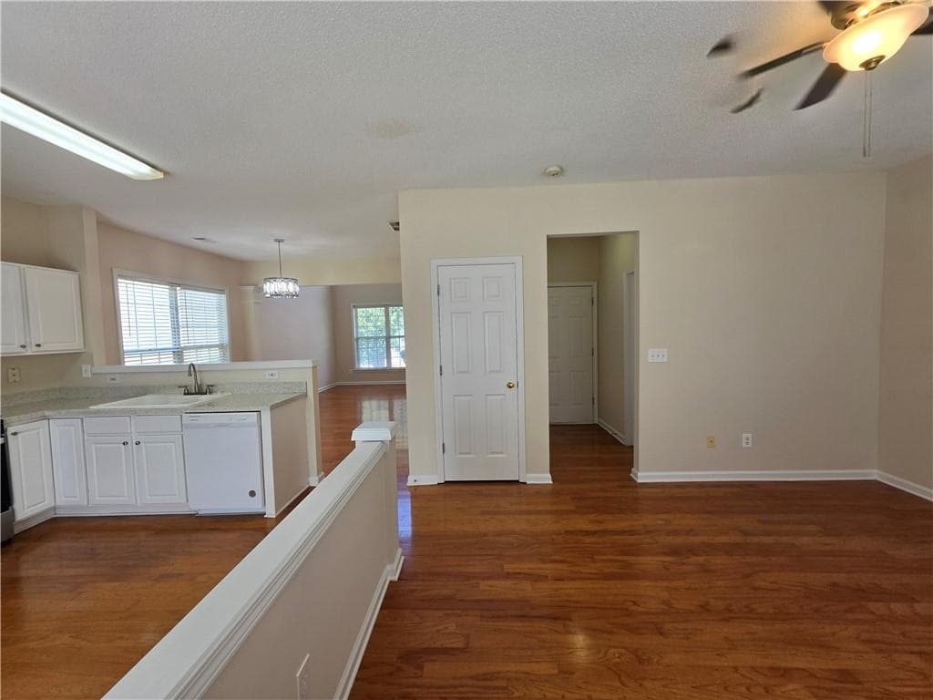 3 bedroom, 3 bathroom, 1,413 sq ft single family residence for rent at 2503 Regent Walk Drive, Duluth, GA 30096 for $2,250 a month — photo 10