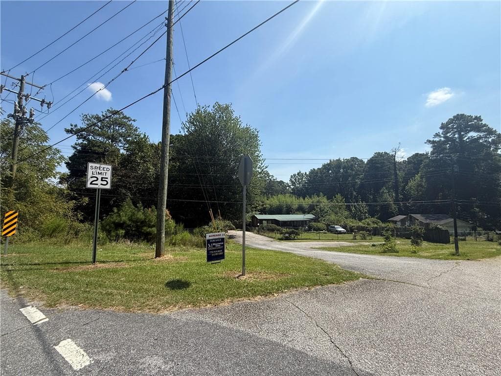 1,248 sq ft single family residence for sale at 5855 Old Gordon Road, Mableton, GA 30126 — photo 5