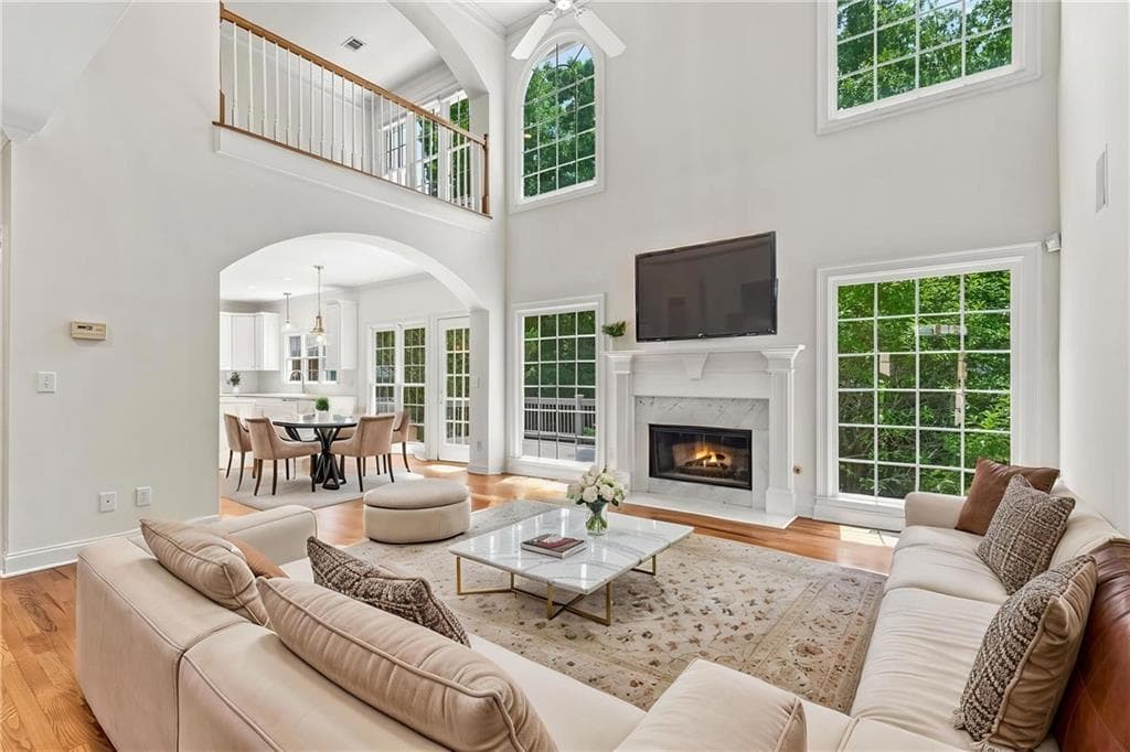 5 bedroom, 4 bathroom, 4,171 sq ft single family residence for sale at 1128 Promontory Drive, Marietta, GA 30062 — photo 1 of 54