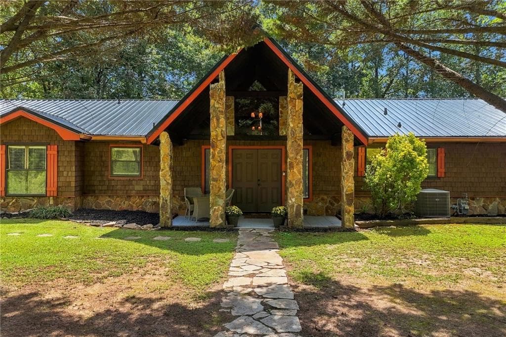 3 bedroom, 2 bathroom, 2,090 sq ft single family residence for sale at 230 September Lane, Ellijay, GA 30540
