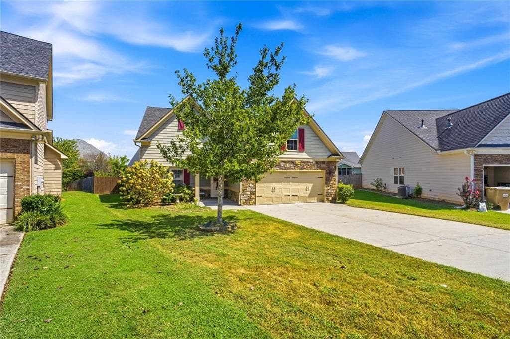 4 bedroom, 3 bathroom, 2,613 sq ft single family residence for sale at 17 Balsam Drive, Cartersville, GA 30121 — photo 3