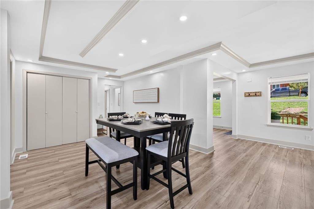 4 bedroom, 2 bathroom, 1,790 sq ft single family residence for sale at 2298 Mark Trail, Decatur, GA 30032 — photo 7