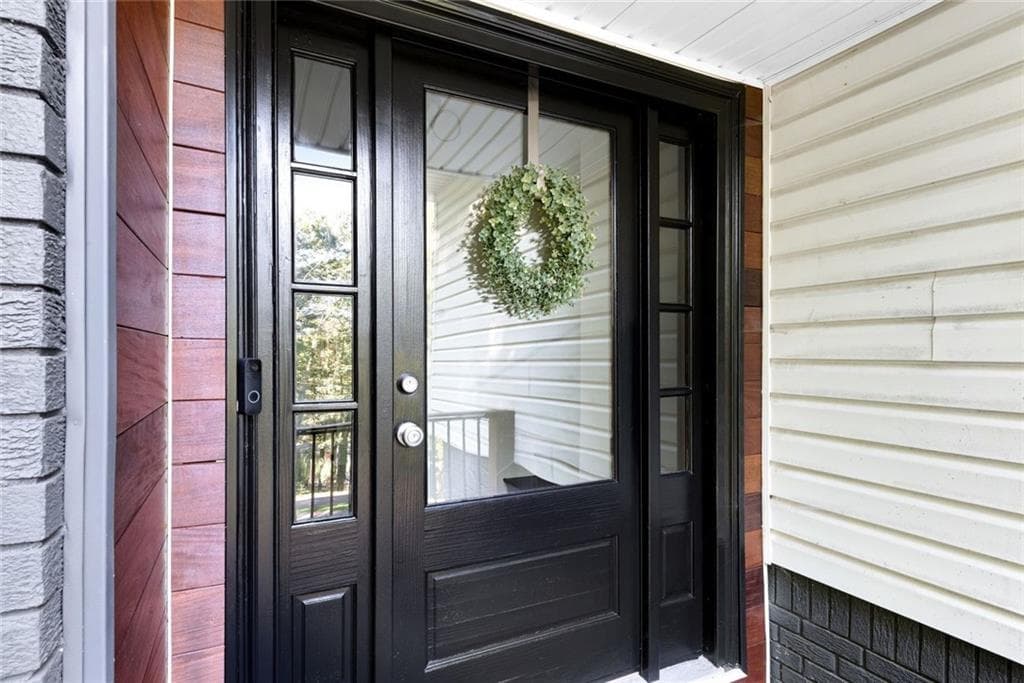 5 bedroom, 3 bathroom, 2,474 sq ft single family residence for sale at 706 Ketchem Drive, Marietta, GA 30066 — photo 2