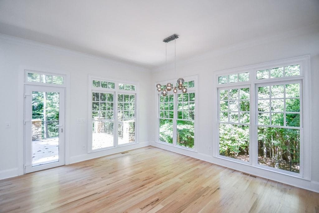 5 bedroom, 6 bathroom, 5,264 sq ft single family residence for sale at 1695 Windsor Cove, Milton, GA 30004 — photo 10