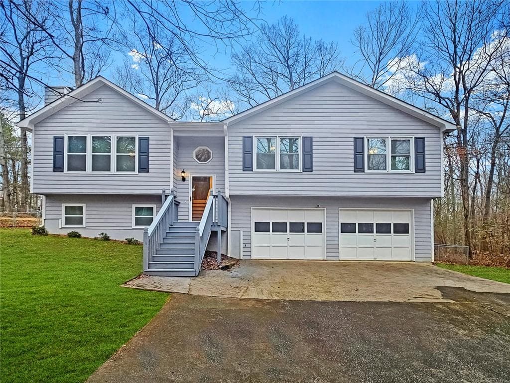 4 bedroom, 3 bathroom, 1,286 sq ft single family residence for rent at 271 Ridge Run Drive, Hiram, GA 30141 for $2,100 a month