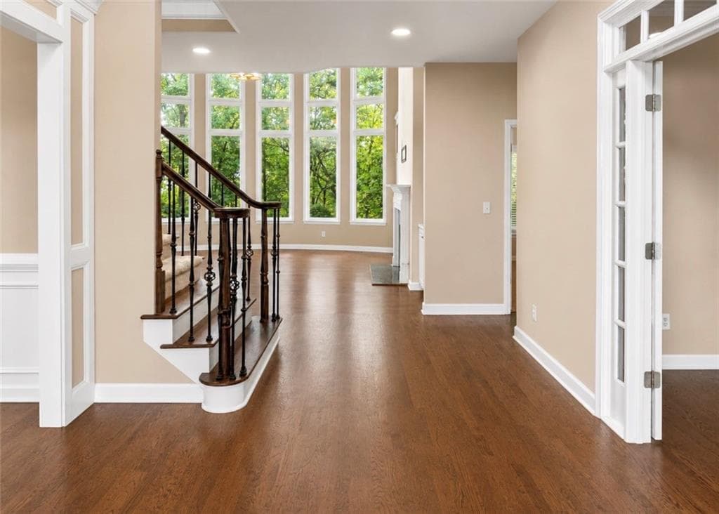 6 bedroom, 4 bathroom, 4,794 sq ft single family residence for rent at 1765 Noblin Summit Drive, Duluth, GA 30097 for $4,100 a month — photo 3