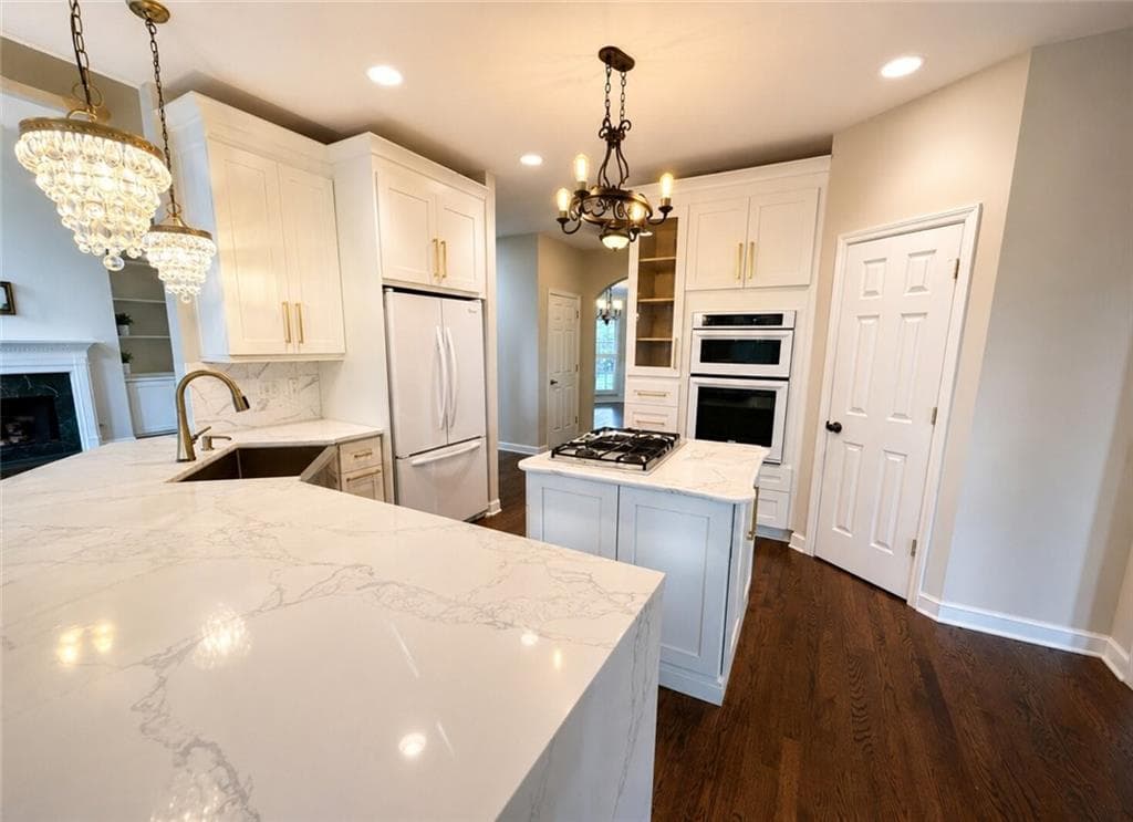 6 bedroom, 4 bathroom, 4,794 sq ft single family residence for rent at 1765 Noblin Summit Drive, Duluth, GA 30097 for $4,100 a month — photo 8