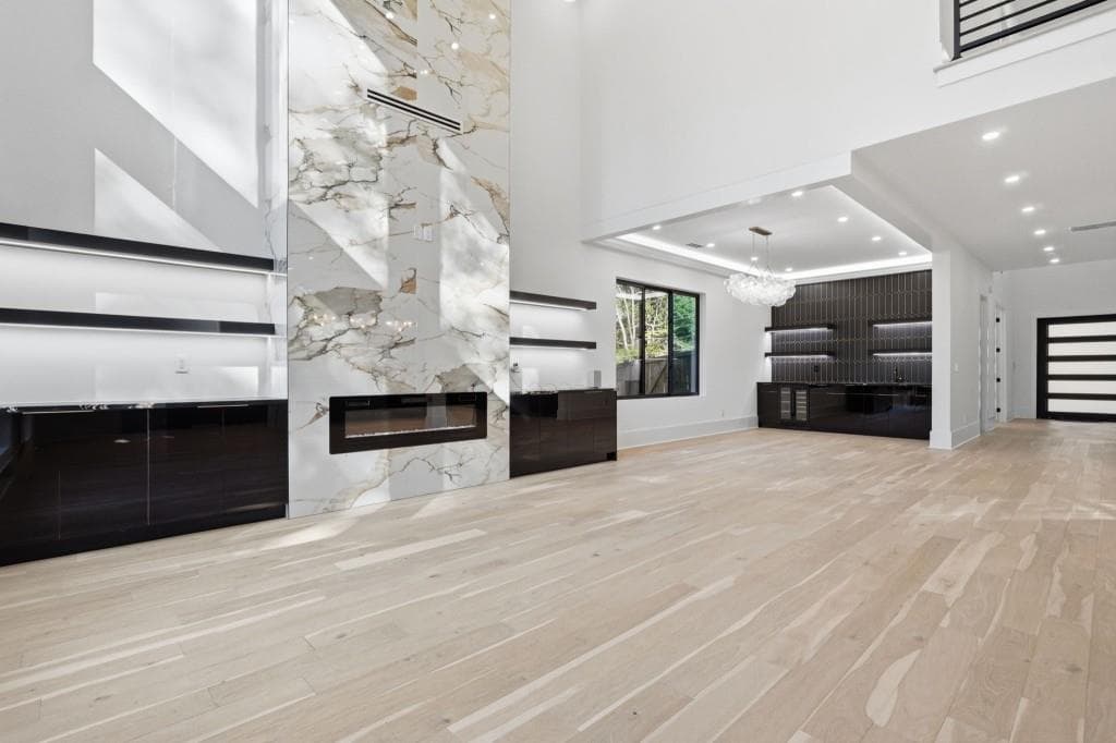 6 bedroom, 6 bathroom, 4,300 sq ft single family residence for sale at 1343 Merry Lane, Atlanta, GA 30329 — photo 7