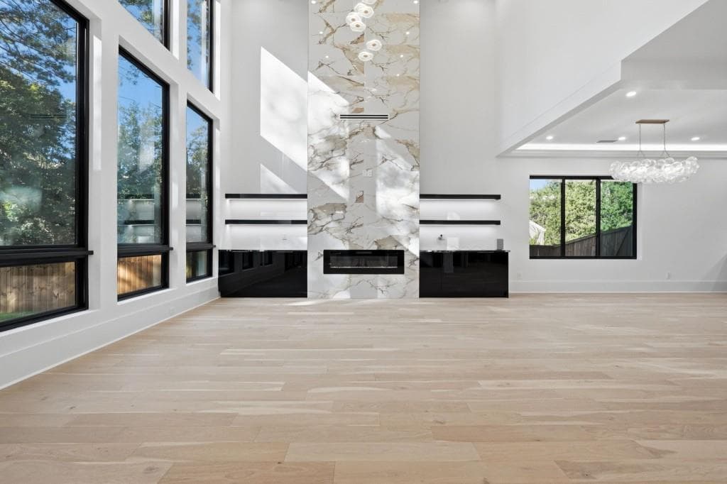 6 bedroom, 6 bathroom, 4,300 sq ft single family residence for sale at 1343 Merry Lane, Atlanta, GA 30329 — photo 10