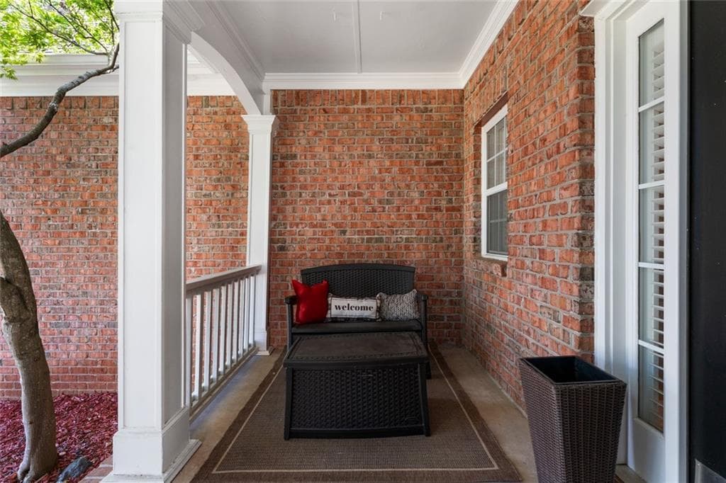 4 bedroom, 3 bathroom, 2,308 sq ft single family residence for sale at 12 English Turn, Cartersville, GA 30120 — photo 4