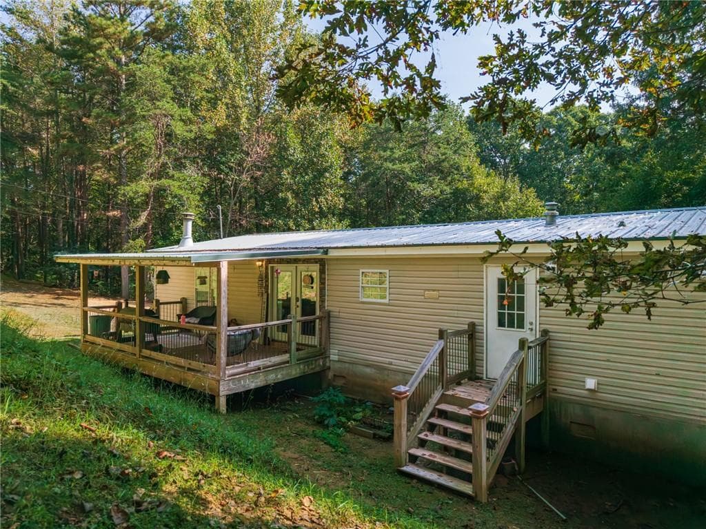 3 bedroom, 2 bathroom, 1,512 sq ft single family residence for sale at 199 Moores Gin Road, Fairmount, GA 30139 — photo 2