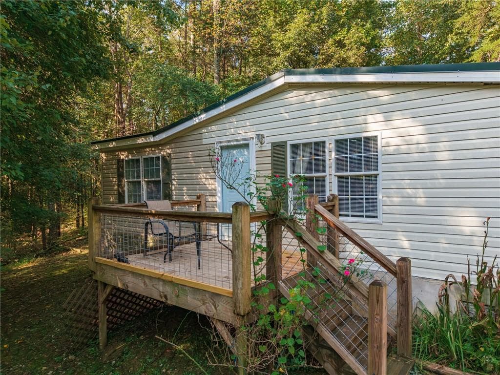 3 bedroom, 2 bathroom, 1,512 sq ft single family residence for sale at 199 Moores Gin Road, Fairmount, GA 30139 — photo 3