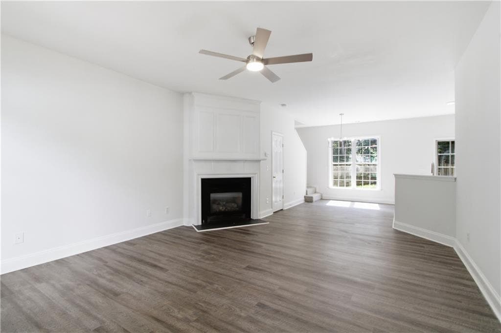 3 bedroom, 3 bathroom, 1,436 sq ft single family residence for sale at 1202 Astastula Way, Woodstock, GA 30188 — photo 3