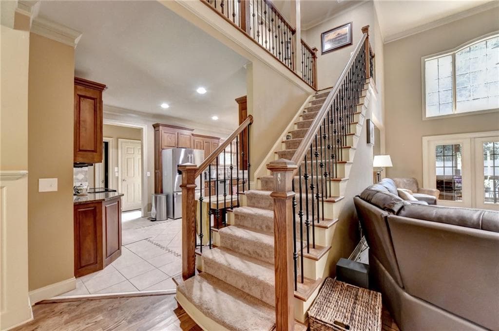 4 bedroom, 5 bathroom, 4,400 sq ft single family residence for sale at 5720 Red Maple Trace, Cumming, GA 30028 — photo 6