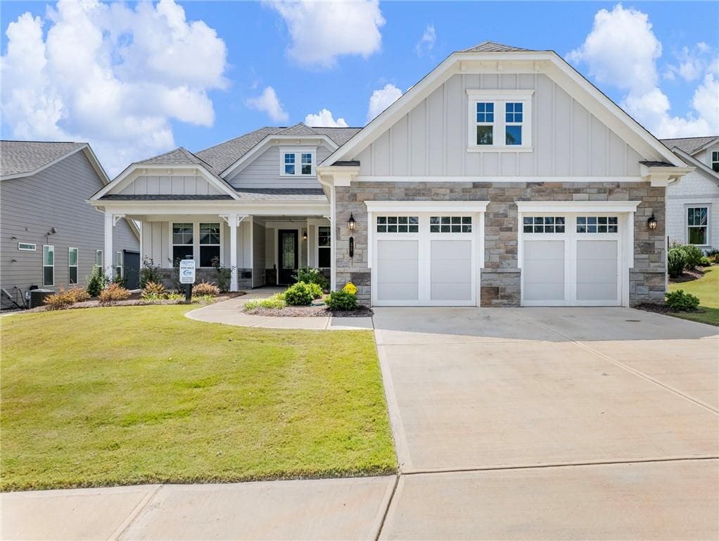 3 bedroom, 4 bathroom, 2,682 sq ft single family residence for sale at 55 Ozark Way, Hoschton, GA 30548 — photo 1 of 70