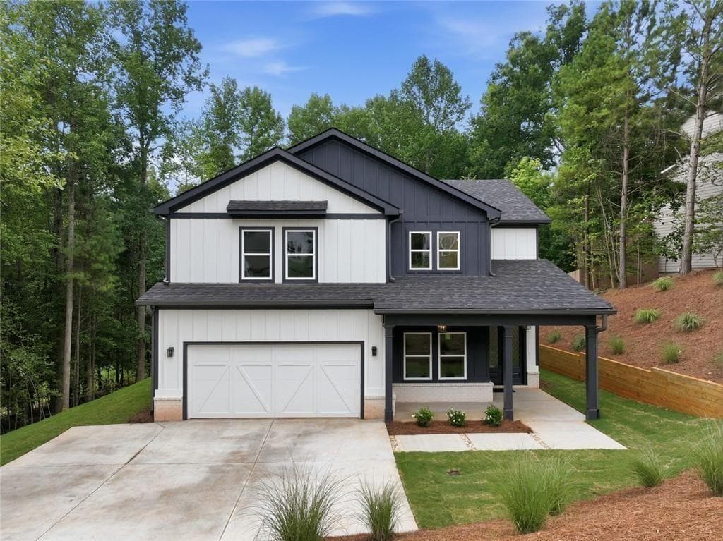 4 bedroom, 3 bathroom, 2,314 sq ft single family residence for sale at 4813 River Bottom Drive, Gainesville, GA 30507 — photo 2