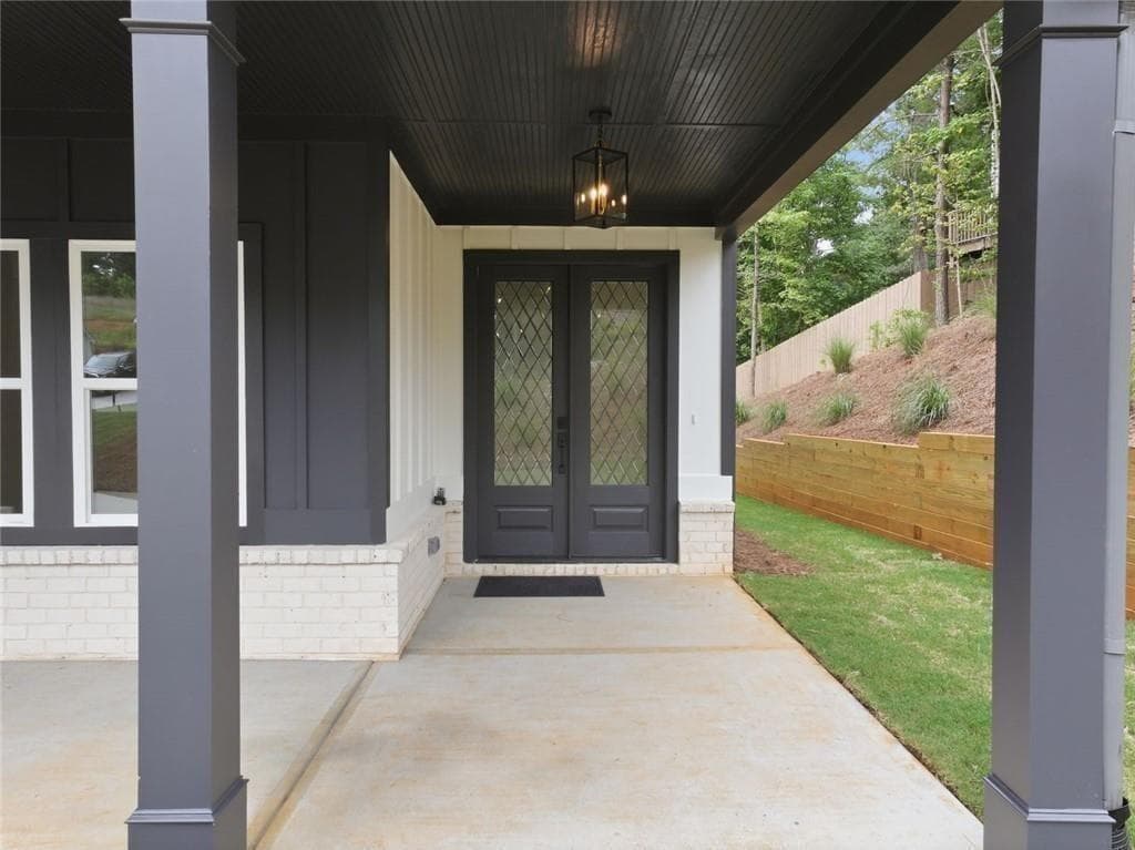 4 bedroom, 3 bathroom, 2,314 sq ft single family residence for sale at 4813 River Bottom Drive, Gainesville, GA 30507 — photo 4