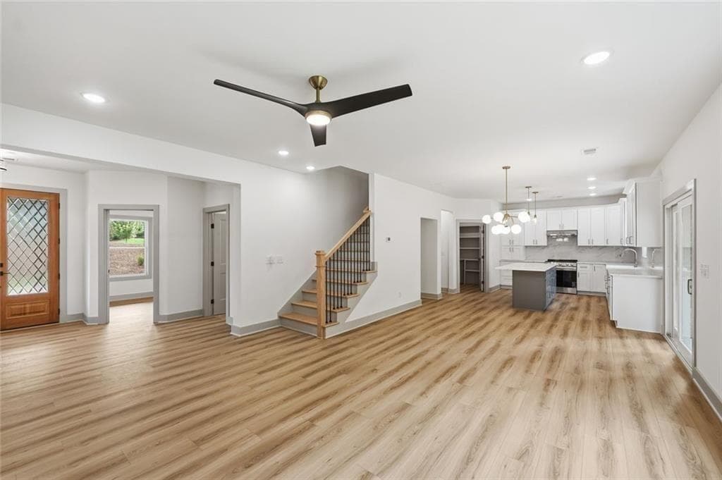 4 bedroom, 3 bathroom, 2,314 sq ft single family residence for sale at 4813 River Bottom Drive, Gainesville, GA 30507 — photo 8