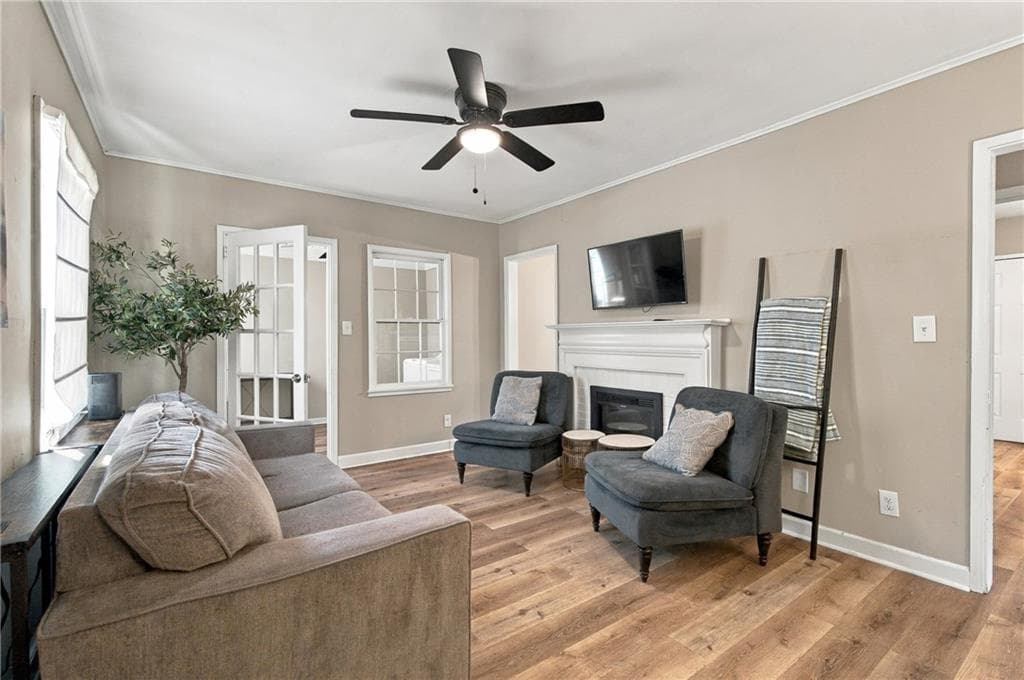 2 bedroom, 1 bathroom, 927 sq ft single family residence for sale at 106 Aviation Road, Marietta, GA 30060 — photo 4