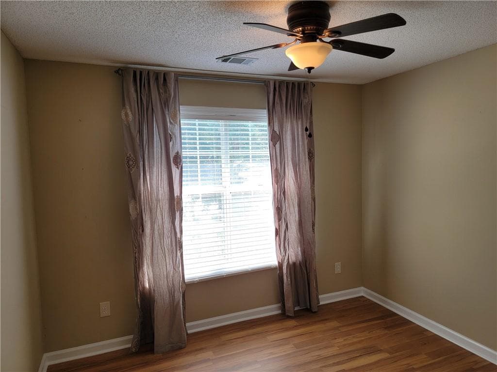 4 bedroom, 2 bathroom, 1,889 sq ft single family residence for sale at 485 Crosshaven Way, Mcdonough, GA 30253 — photo 8