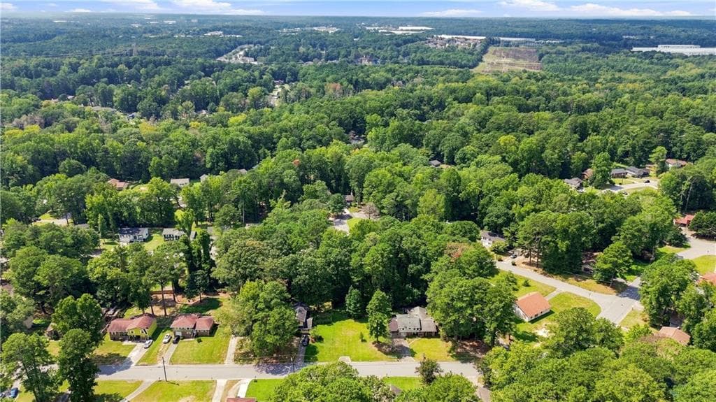 other for sale at 6600 Buckhurst Trail, Atlanta, GA 30349 — photo 6