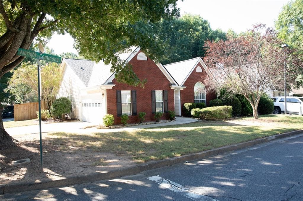 3 bedroom, 2 bathroom, 1,498 sq ft single family residence for sale at 3283 Liberty Commons Drive, Kennesaw, GA 30144 — photo 3