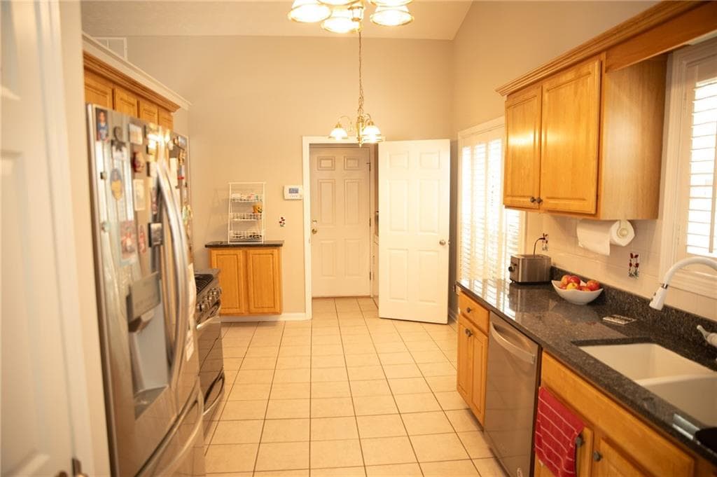 3 bedroom, 2 bathroom, 1,498 sq ft single family residence for sale at 3283 Liberty Commons Drive, Kennesaw, GA 30144 — photo 10