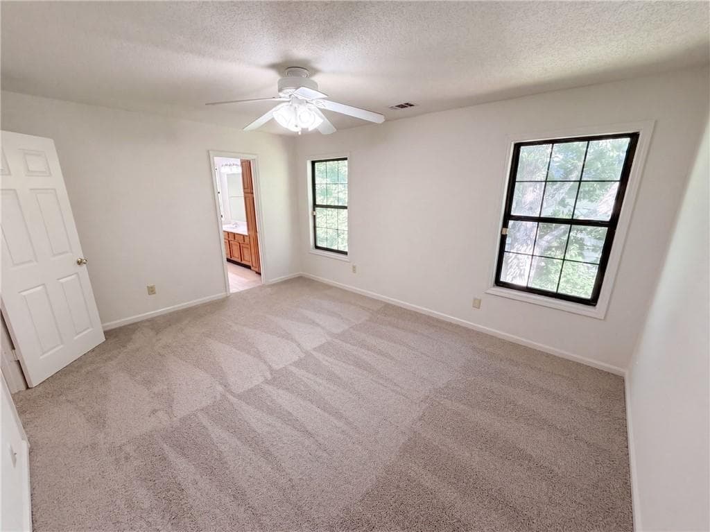 2 bedroom, 3 bathroom, 1,600 sq ft townhouse for sale at 506 Mansard Walk, Alpharetta, GA 30022 — photo 4