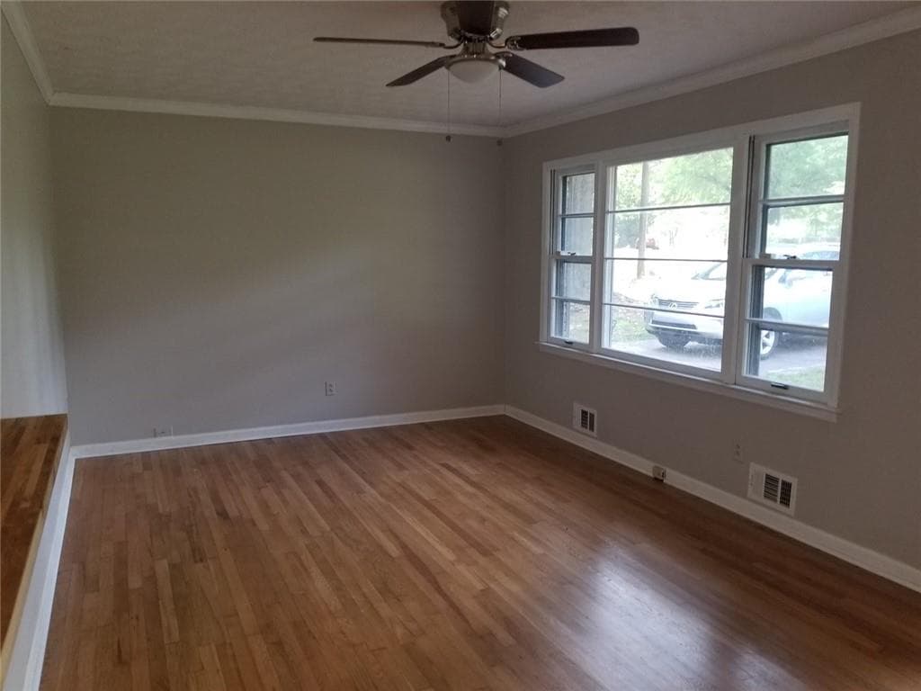 3 bedroom, 2 bathroom, 2,264 sq ft single family residence for sale at 5193 Alder Lane, Powder Springs, GA 30127 — photo 4
