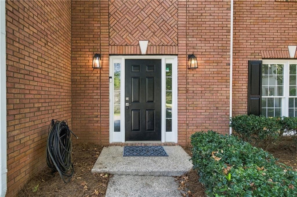 4 bedroom, 3 bathroom, 2,382 sq ft single family residence for rent at 2280 Orleans Avenue, Marietta, GA 30062 for $3,800 a month — photo 2