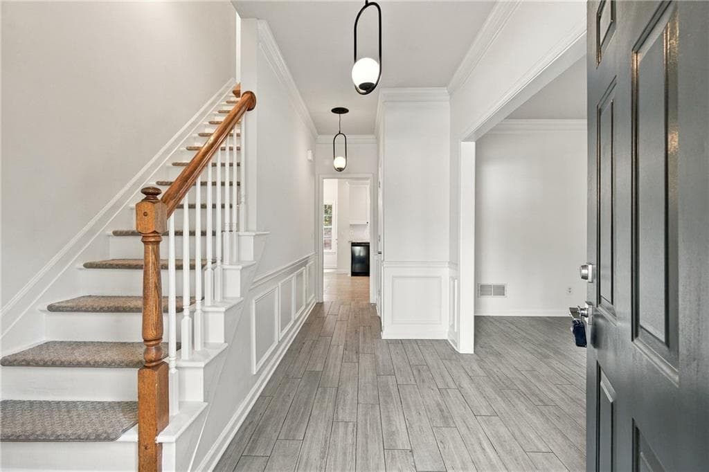 4 bedroom, 3 bathroom, 2,382 sq ft single family residence for rent at 2280 Orleans Avenue, Marietta, GA 30062 for $3,800 a month — photo 3