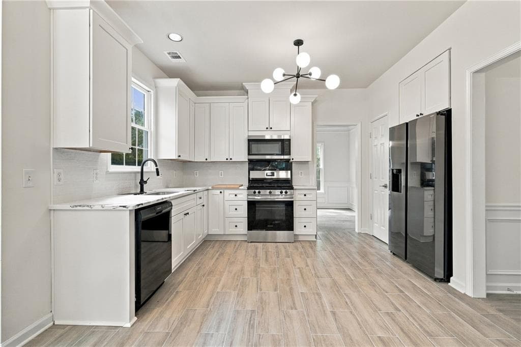 4 bedroom, 3 bathroom, 2,382 sq ft single family residence for rent at 2280 Orleans Avenue, Marietta, GA 30062 for $3,800 a month — photo 10