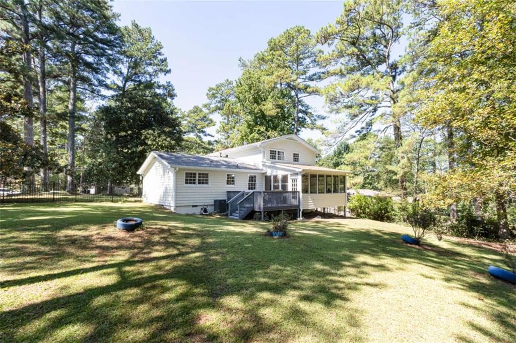 4 bedroom, 3 bathroom, 1,896 sq ft single family residence for sale at 680 Emerald Forest Circle, Lawrenceville, GA 30044 — photo 7