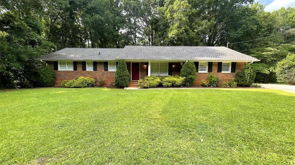 3 bedroom, 2 bathroom, 1,491 sq ft single family residence for sale at 1119 Macland Road, Dallas, GA 30132