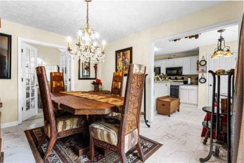 4 bedroom, 3 bathroom, 2,002 sq ft single family residence for sale at 8107 Birch Walk Drive, Riverdale, GA 30274 — photo 3