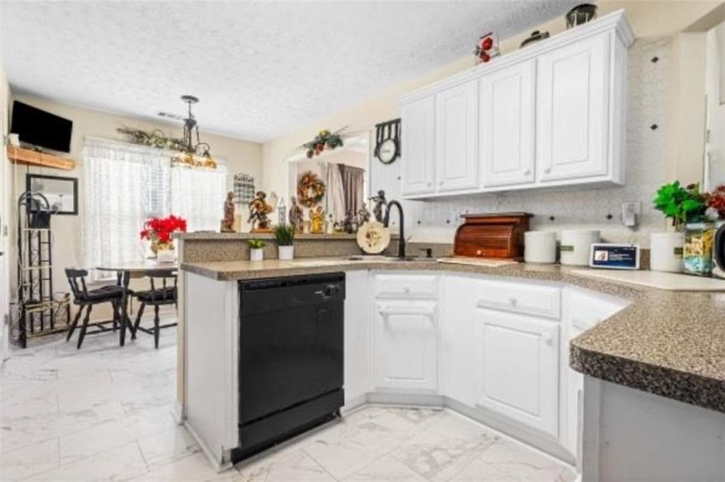 4 bedroom, 3 bathroom, 2,002 sq ft single family residence for sale at 8107 Birch Walk Drive, Riverdale, GA 30274 — photo 9