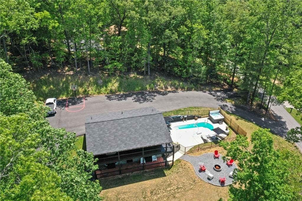 3 bedroom, 3 bathroom, 1,728 sq ft single family residence for sale at 45 Sun Valley Dr, Mineral Bluff, GA 30559 — photo 6