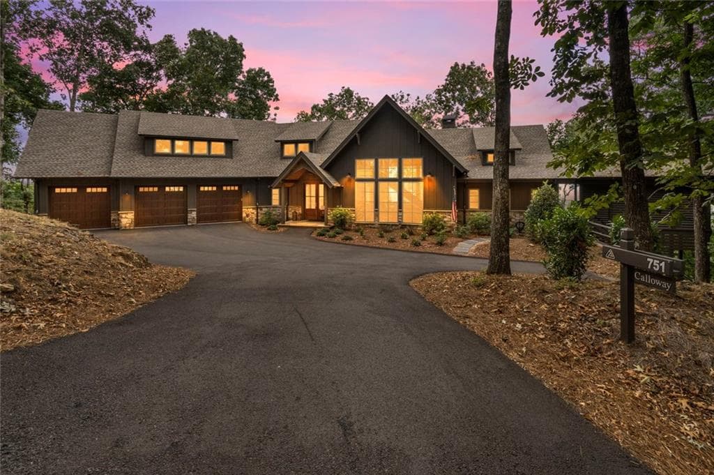 4 bedroom, 5 bathroom, 5,340 sq ft single family residence for sale at 751 Ridgeview Drive, Jasper, GA 30143 — photo 2