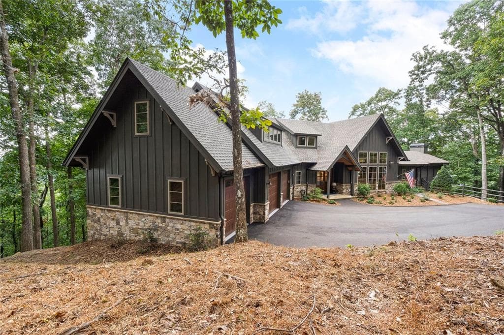 4 bedroom, 5 bathroom, 5,340 sq ft single family residence for sale at 751 Ridgeview Drive, Jasper, GA 30143 — photo 5